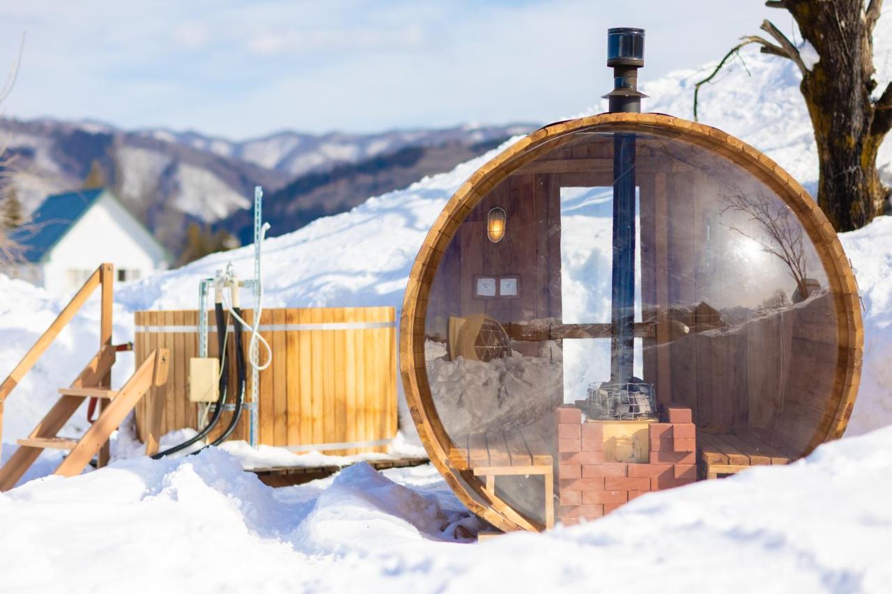 From P Hotell Hakuba Eksteriør bilde